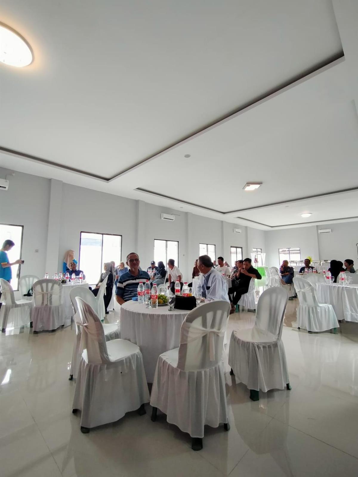 Hotel Asri Baru Purwokerto Exteriör bild
