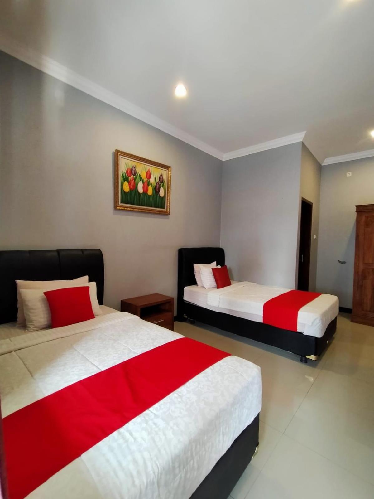 Hotel Asri Baru Purwokerto Exteriör bild