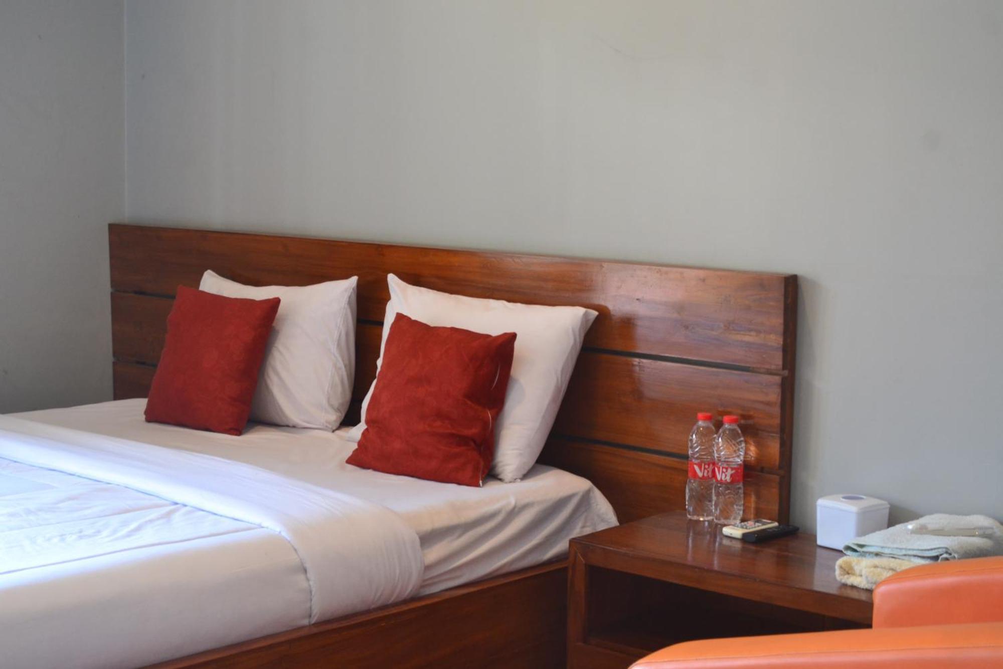 Hotel Asri Baru Purwokerto Exteriör bild