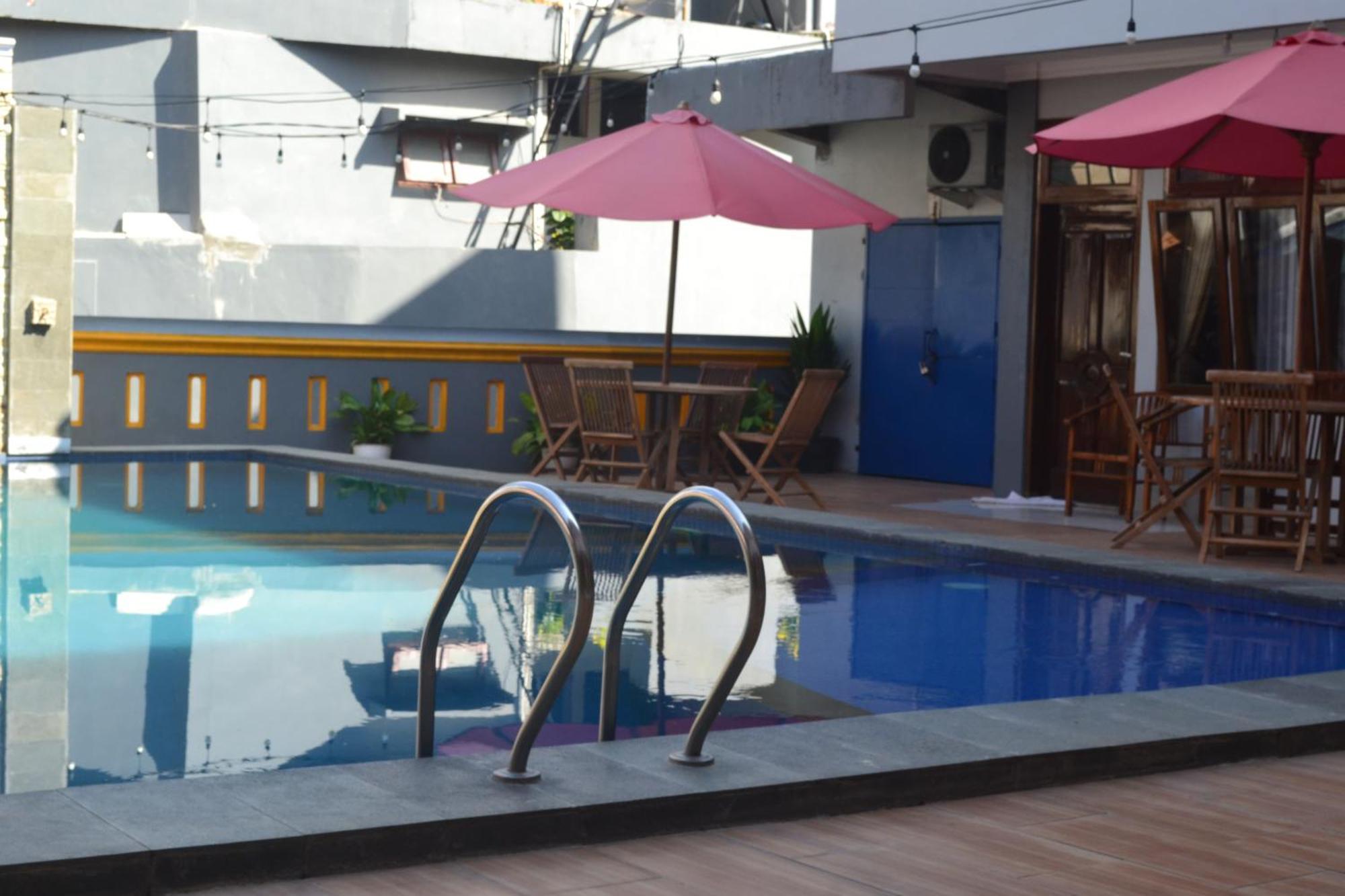 Hotel Asri Baru Purwokerto Exteriör bild
